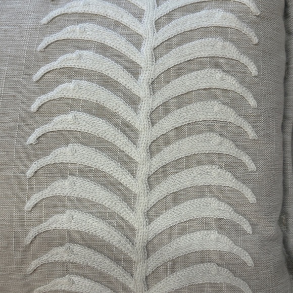 Pillow Set - Picture 2 of 6